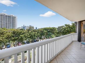 2000 Island Blvd 401, Aventura FL 33160