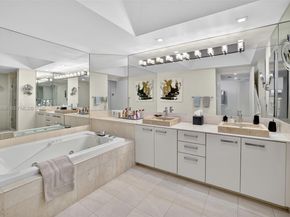 2000 Island Blvd 401, Aventura FL 33160