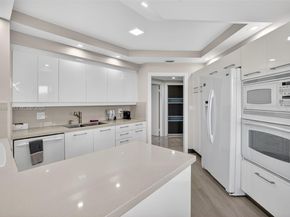 2000 Island Blvd 401, Aventura FL 33160