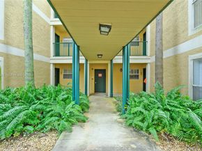 833 Riverside Dr 811, Coral Springs FL 33071