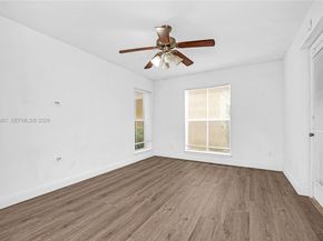 833 Riverside Dr 811, Coral Springs FL 33071