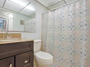 921 NE 199th St 107, Miami FL 33179