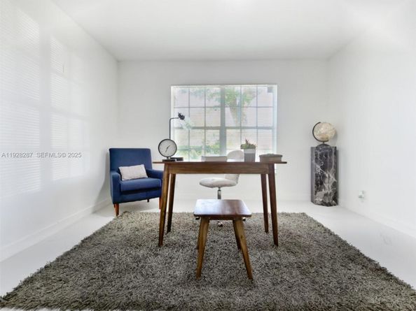 11390 NW 37th St, Coral Springs FL 33065