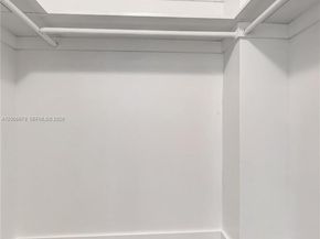 4800 Hillcrest Ln 207, Hollywood FL 33021