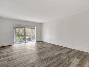 4800 Hillcrest Ln 207, Hollywood FL 33021