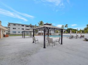 4800 Hillcrest Ln 207, Hollywood FL 33021