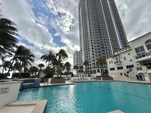 4775 Collins Ave 1601, Miami Beach FL 33140