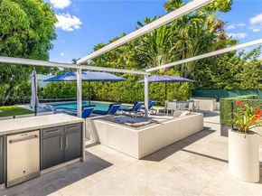 6166 Pine Tree Dr, Miami Beach FL 33140