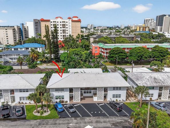 3209 Colony Club Rd 1W, Pompano Beach FL 33062