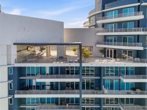 60 SW 13th St 4414, Miami FL 33130