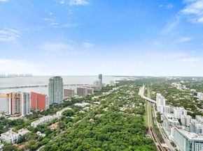 60 SW 13th St 4414, Miami FL 33130