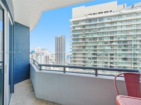 60 SW 13th St 4414, Miami FL 33130