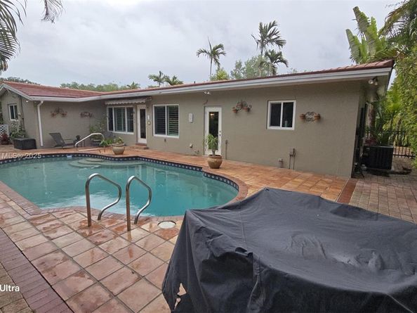 1435 Blue Rd, Coral Gables FL 33146
