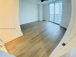 185 SW 7th St 1605, Miami FL 33130