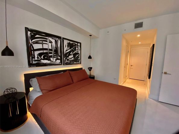 301 Altara Ave 701, Coral Gables FL 33146
