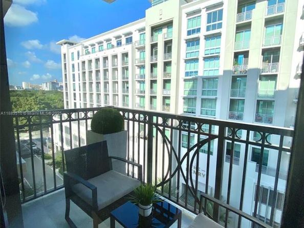 301 Altara Ave 701, Coral Gables FL 33146