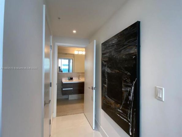 301 Altara Ave 701, Coral Gables FL 33146