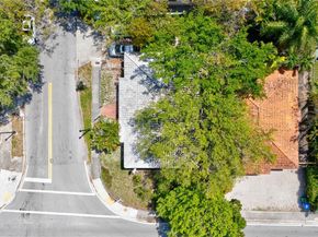 2 NE 45th St, Miami FL 33137