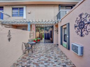 20533 NE 6th Ct, Miami FL 33179