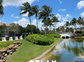 6301 NW 109th Ave, Doral FL 33178