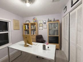 6301 NW 109th Ave, Doral FL 33178