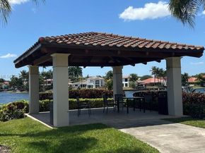 6301 NW 109th Ave, Doral FL 33178