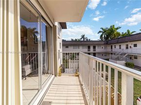 8475 SW 94th St 217E, Miami FL 33156