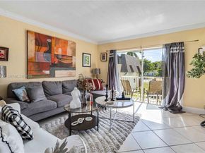 8475 SW 94th St 217E, Miami FL 33156