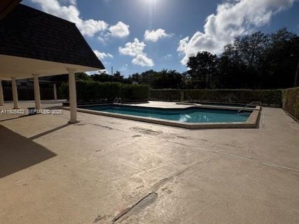 8475 SW 94th St 217E, Miami FL 33156