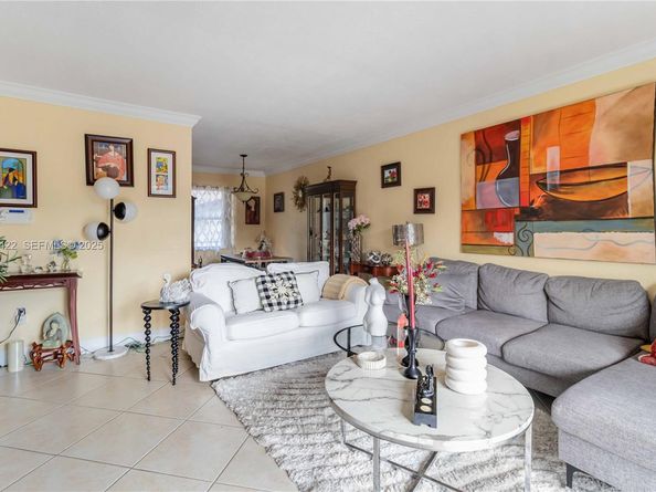 8475 SW 94th St 217E, Miami FL 33156