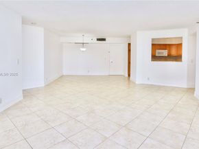 3500 Mystic Pointe Dr 1207, Aventura FL 33180