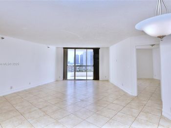 3500 Mystic Pointe Dr