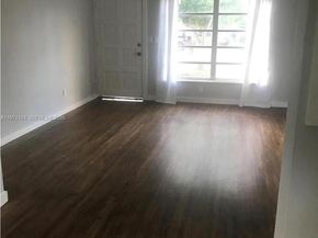 511 E 27th St, Hialeah FL 33013