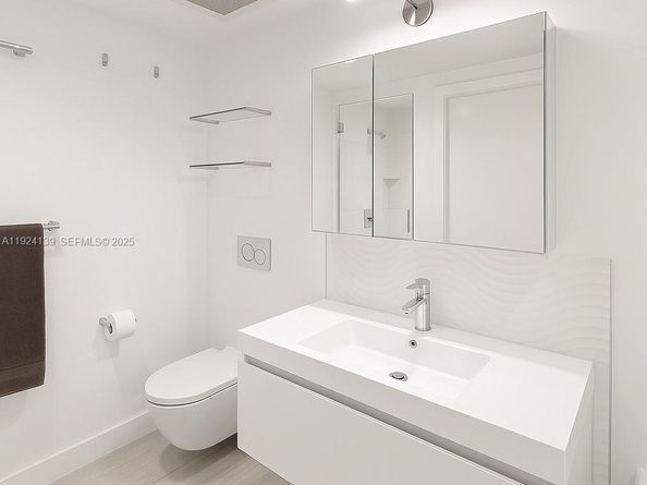 2301 Collins Ave 636, Miami Beach FL 33139