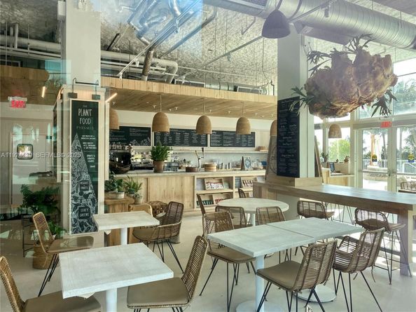 2301 Collins Ave 636, Miami Beach FL 33139