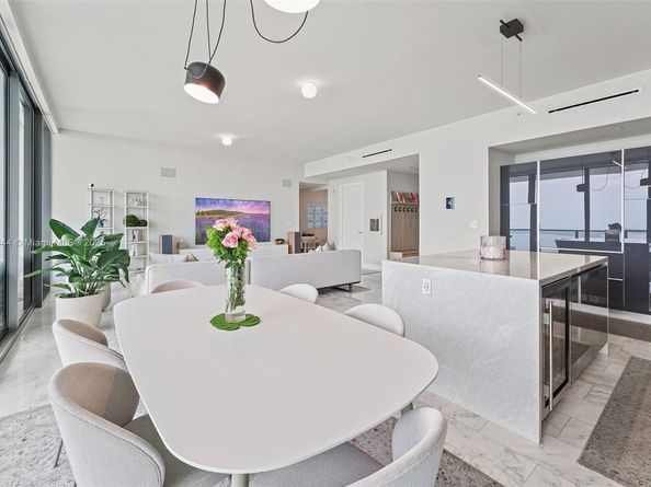 1451 Brickell Ave 2802, Miami FL 33131