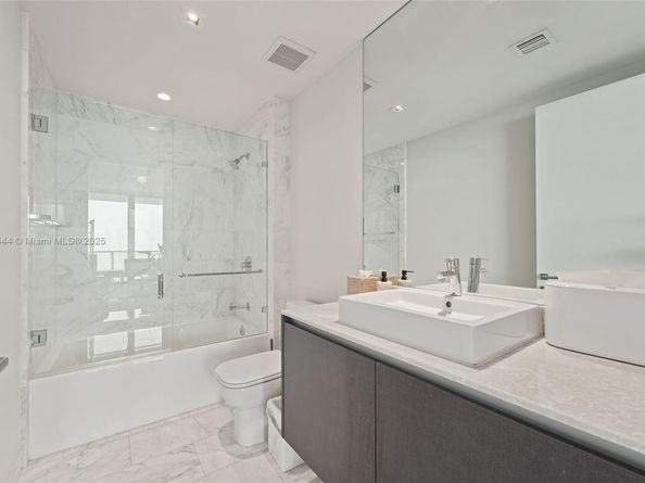 1451 Brickell Ave 2802, Miami FL 33131