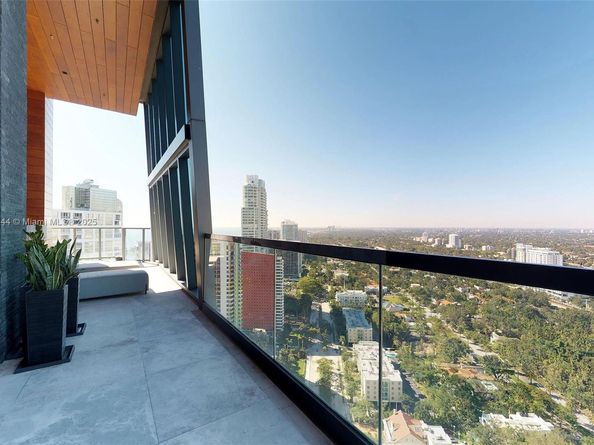 1451 Brickell Ave 2802, Miami FL 33131