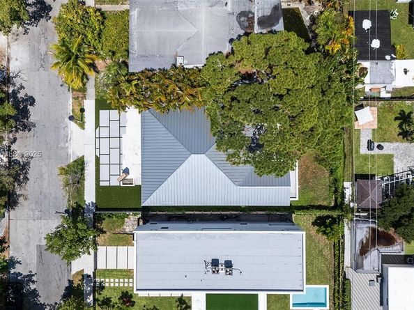 1508 SW 15th St, Miami FL 33145