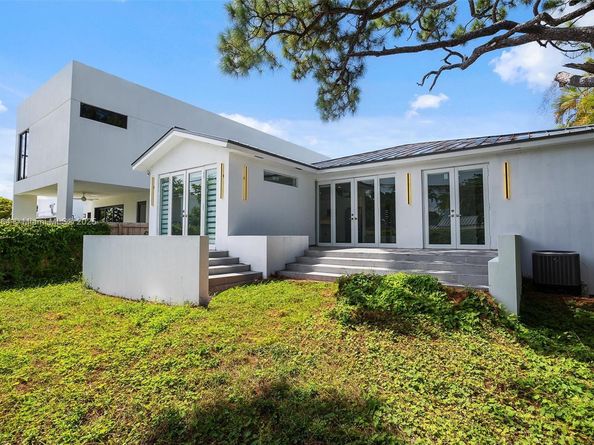 1508 SW 15th St, Miami FL 33145
