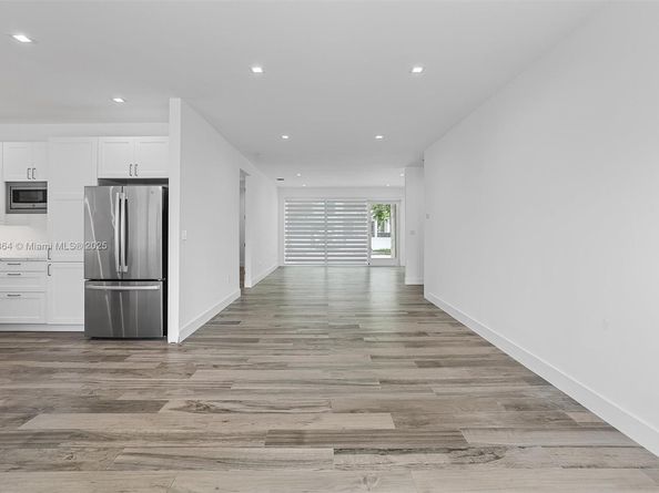 1508 SW 15th St, Miami FL 33145