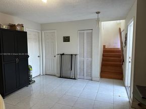 11208 SW 67th Ter, Miami FL 33173