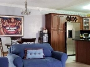 621 E 39th St, Hialeah FL 33013