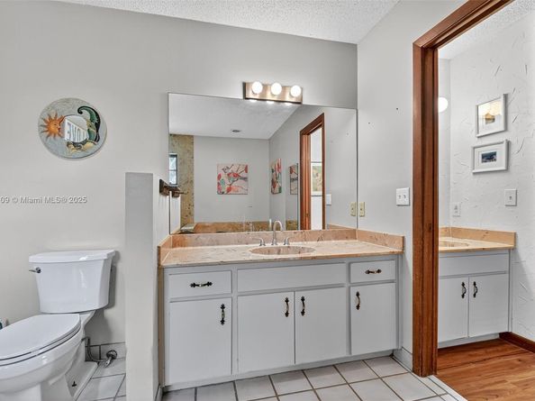 9435 El Paso Dr, Lake Worth FL 33467