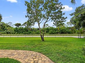 9435 El Paso Dr, Lake Worth FL 33467