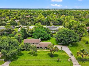 9435 El Paso Dr, Lake Worth FL 33467