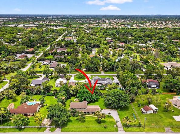 9435 El Paso Dr, Lake Worth FL 33467