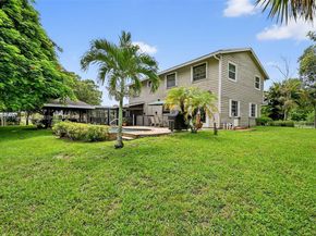 9435 El Paso Dr, Lake Worth FL 33467