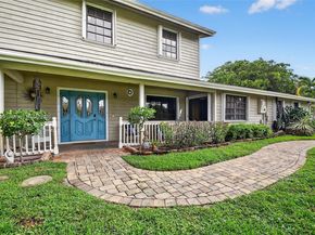 9435 El Paso Dr, Lake Worth FL 33467