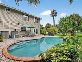 9435 El Paso Dr, Lake Worth FL 33467